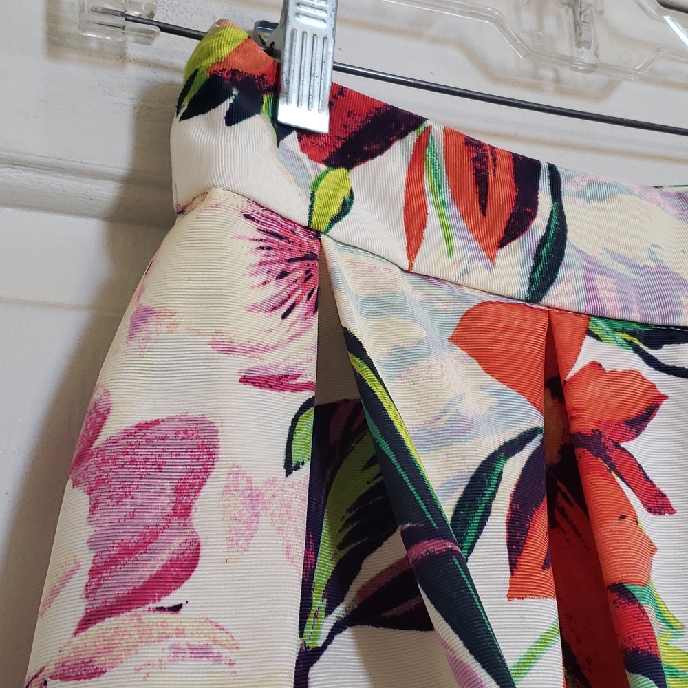 ELIZA J Floral Maxi Skirt in White with Red & Pink Blooms SIZE 0 - Picture 6 of 16